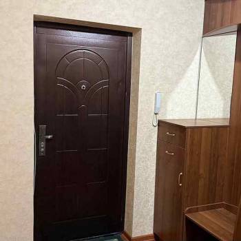 Сдается 2-х комнатная квартира, 77,2 м²