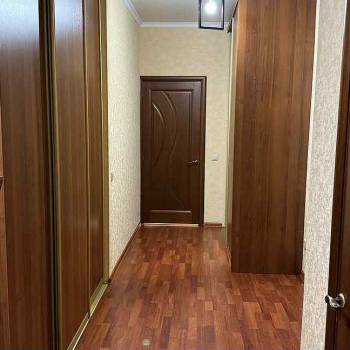 Сдается 2-х комнатная квартира, 77,2 м²
