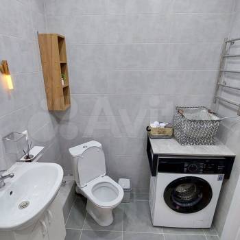 Сдается 1-комнатная квартира, 42 м²