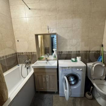 Сдается 1-комнатная квартира, 42 м²