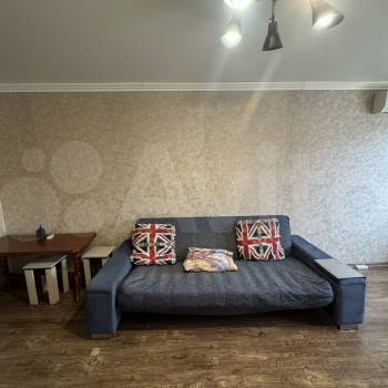 Сдается 1-комнатная квартира, 42 м²