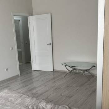 Продается 1-комнатная квартира, 45 м²
