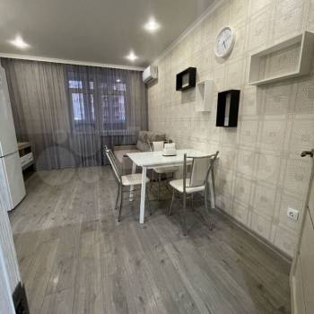 Сдается 2-х комнатная квартира, 67 м²