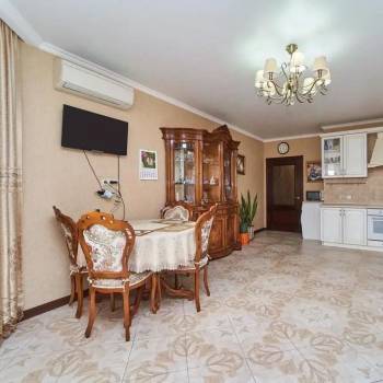 Продается 2-х комнатная квартира, 96,1 м²