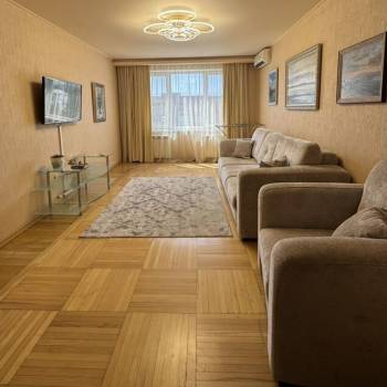 Сдается Многокомнатная квартира, 80 м²