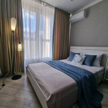 Сдается 1-комнатная квартира, 42 м²