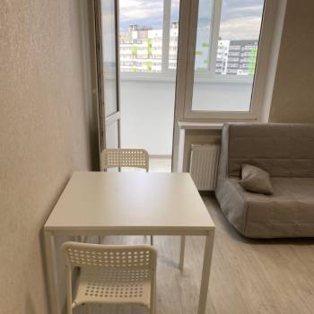 Продается 1-комнатная квартира, 37 м²