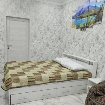 Сдается 1-комнатная квартира, 50 м²