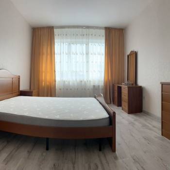 Сдается 2-х комнатная квартира, 70 м²