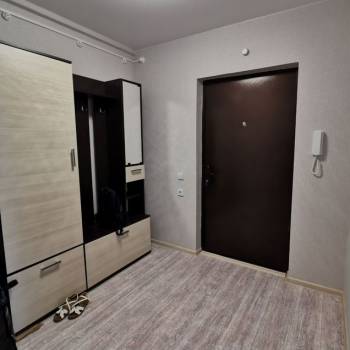 Сдается 2-х комнатная квартира, 65 м²