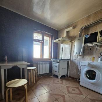 Сдается Многокомнатная квартира, 67 м²