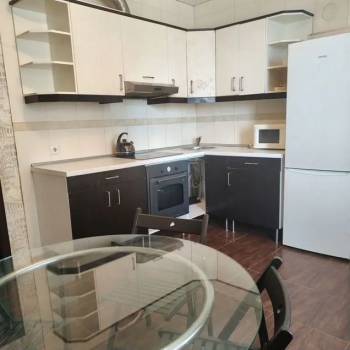 Сдается 2-х комнатная квартира, 72 м²