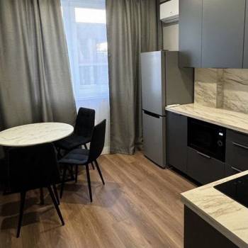 Сдается 1-комнатная квартира, 39,1 м²