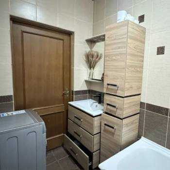 Продается 2-х комнатная квартира, 63,9 м²