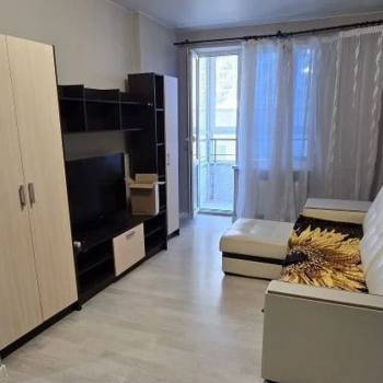 Сдается 1-комнатная квартира, 35 м²