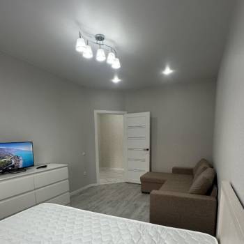 Сдается 1-комнатная квартира, 39 м²