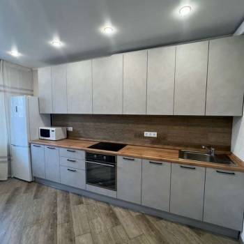 Сдается 1-комнатная квартира, 50 м²