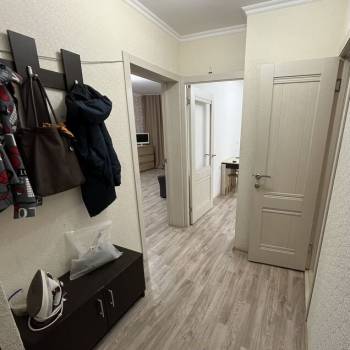 Сдается 1-комнатная квартира, 40 м²