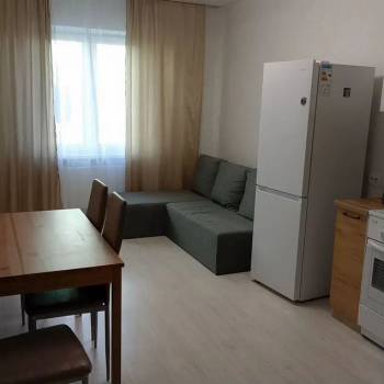 Сдается 1-комнатная квартира, 45,4 м²