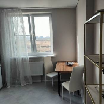 Сдается 1-комнатная квартира, 38 м²
