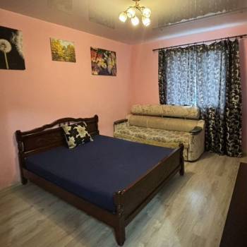 Сдается 1-комнатная квартира, 60 м²