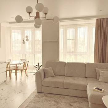 Сдается 1-комнатная квартира, 55,7 м²