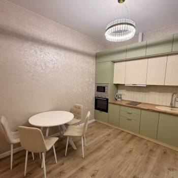 Сдается 2-х комнатная квартира, 60 м²