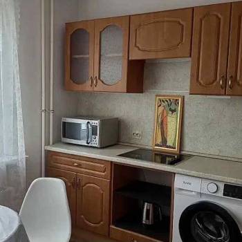 Сдается 1-комнатная квартира, 38 м²