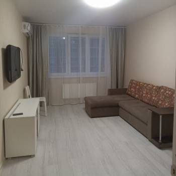 Сдается 1-комнатная квартира, 41 м²