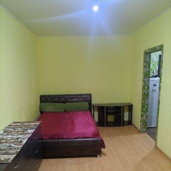 Сдается 1-комнатная квартира, 38 м²