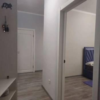 Продается 1-комнатная квартира, 40 м²