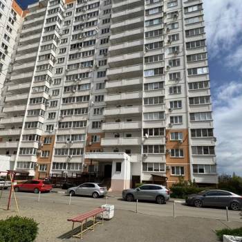 Сдается 1-комнатная квартира, 37,8 м²