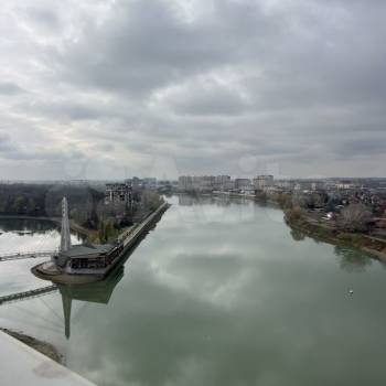 Продается 2-х комнатная квартира, 82 м²