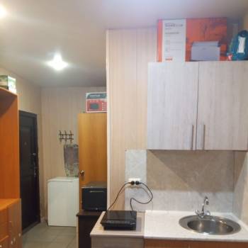 Продается 1-комнатная квартира, 18 м²