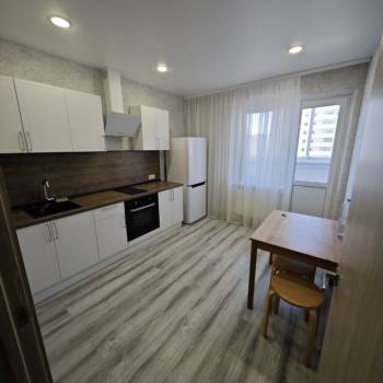 Сдается 1-комнатная квартира, 37 м²