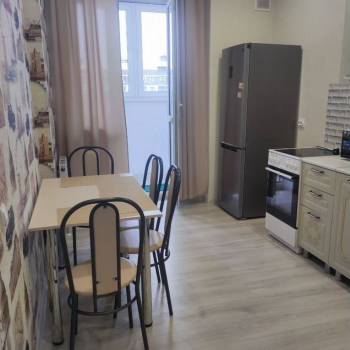 Сдается 1-комнатная квартира, 37,5 м²