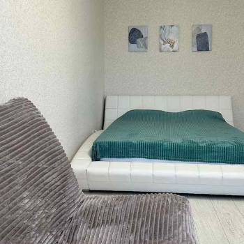 Сдается 1-комнатная квартира, 37 м²