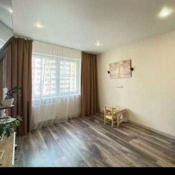 Продается 1-комнатная квартира, 42,1 м²