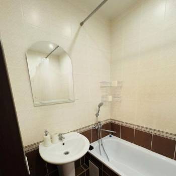 Сдается 2-х комнатная квартира, 62 м²