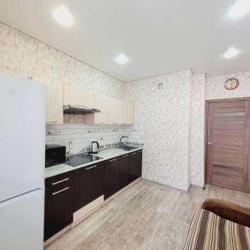 Сдается 1-комнатная квартира, 42 м²