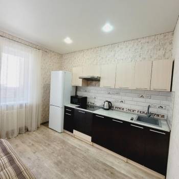 Сдается 1-комнатная квартира, 42 м²
