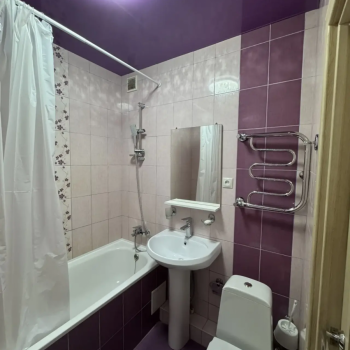 Сдается 1-комнатная квартира, 43 м²