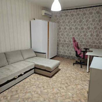 Сдается 1-комнатная квартира, 42 м²