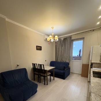 Сдается 1-комнатная квартира, 45 м²