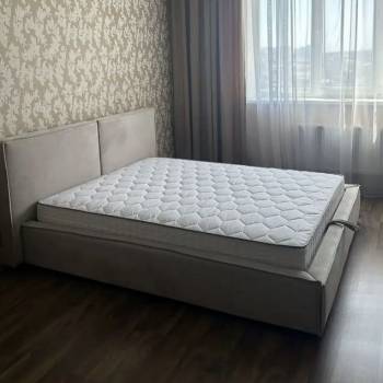 Сдается 1-комнатная квартира, 49 м²