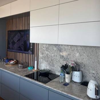 Продается 1-комнатная квартира, 43,3 м²