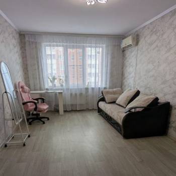 Сдается 1-комнатная квартира, 39 м²