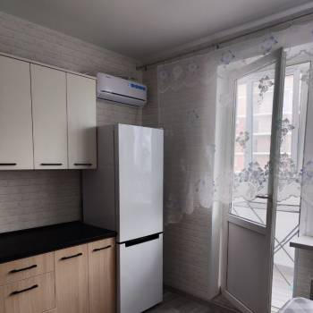 Сдается 1-комнатная квартира, 39 м²