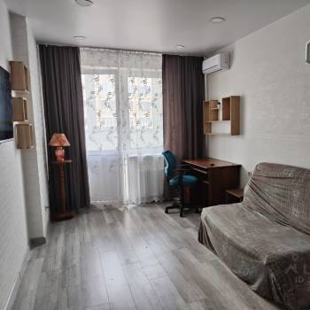 Сдается 1-комнатная квартира, 39 м²