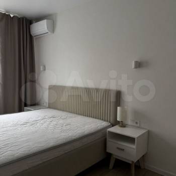 Сдается 1-комнатная квартира, 38 м²